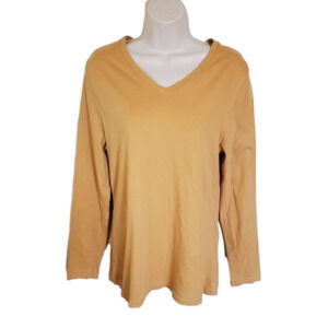 Long Sleeve V-neck T-shirt
